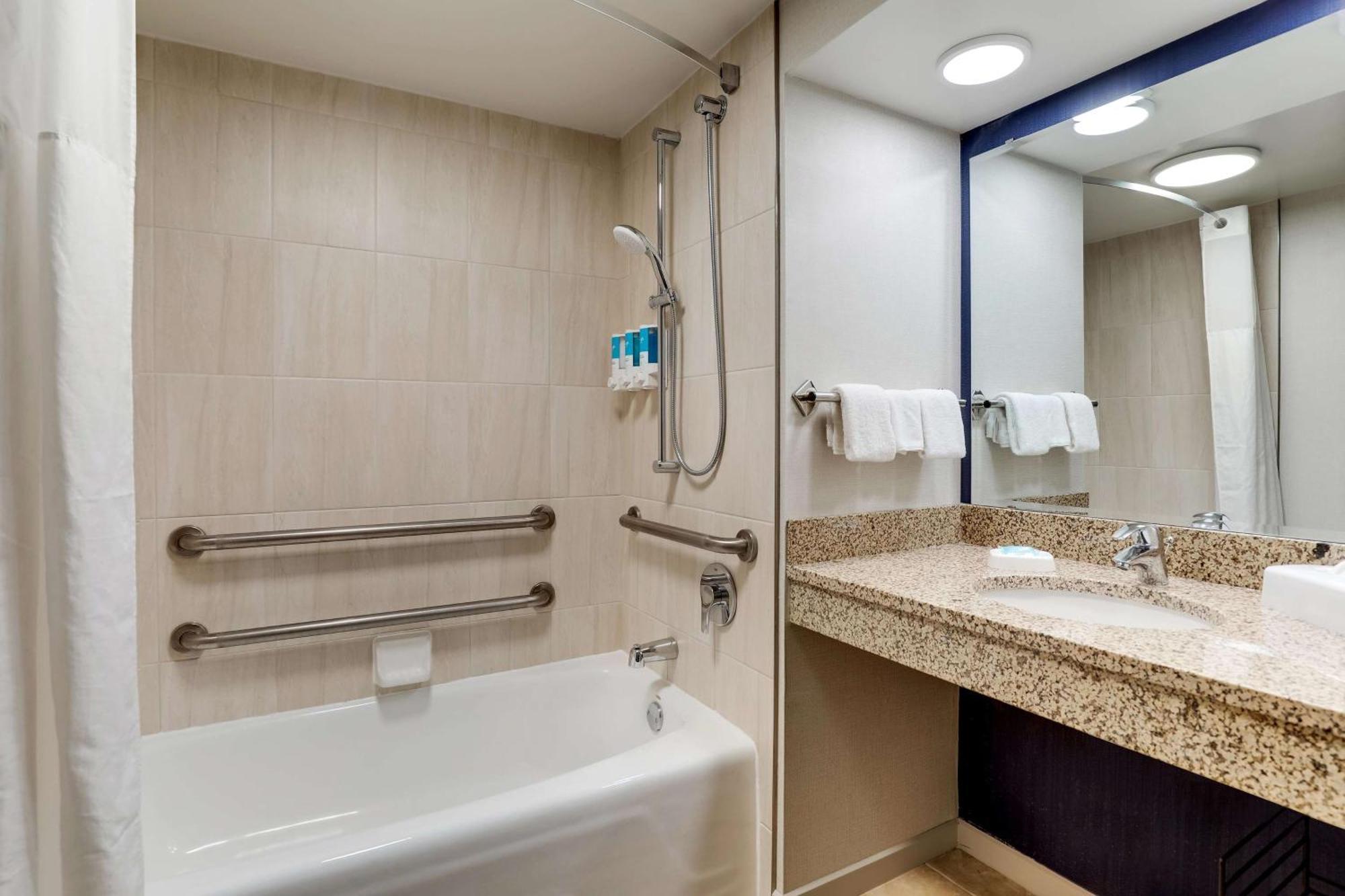 Drury Inn & Suites St. Louis St. Peters Saint Peters Dış mekan fotoğraf